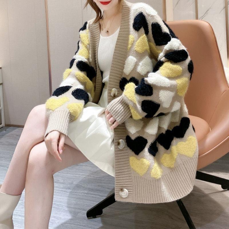 Peneran Cute Girl Knitted Heart Sweater College Style Large Loose Pocket Harajuku V-Neck Button Cardigan Sweater Coat S ~ 2XL