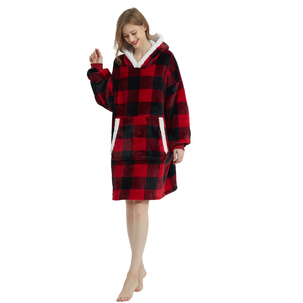 Winter Oversized Blanket Hoodie Soft Warm Thick Microfiber Plush Pullover Robe Fleece Blanket Sweatshirt Women Wearable Blankets