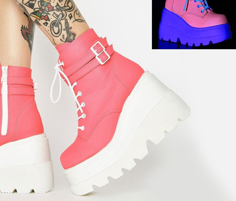 Peneran Brand New Female Motorcycle Ankle Boots Fashion Zip Platform Candy Colors High Heels Boots Women Party Wedges Shoes Woman