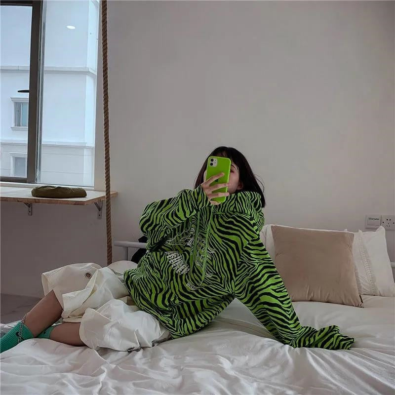 Peneran Streetwear Loose Pullovers Woman Zebra Print Hoodies Neon Green Oversized Harajuku Korean Student Fashion Coat Ladies Sweatshirt